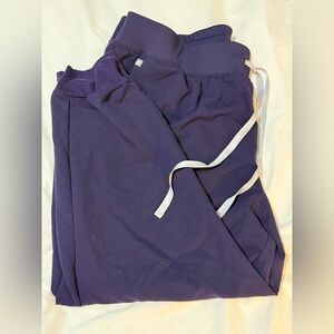 Figs 4XLP Purple Jogger